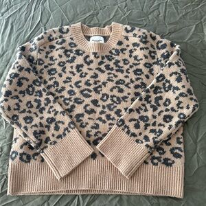 Abercrombie & Fitch Leopard Print Sweater SZ MD